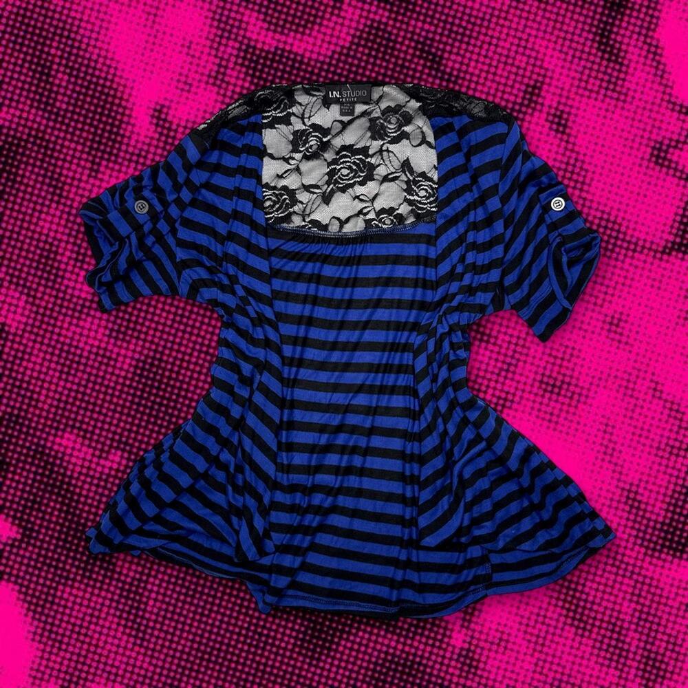 Pl fits like a medium - Picture 1 of 2